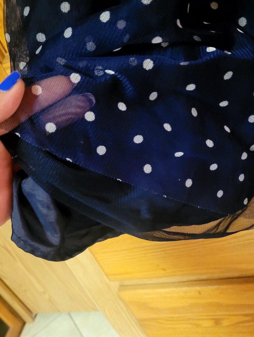 Old Navy Little Girl's Dress, Size 4T. Navy With White Polkadots - Picture 3 of 6